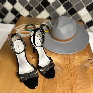 Guess Black Plat Strappy Heels